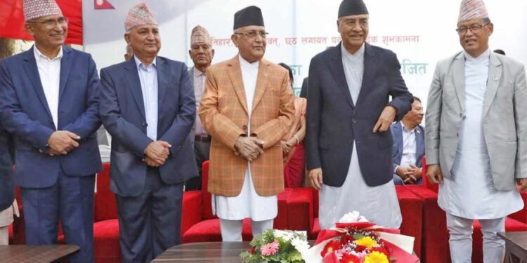 कांग्रेसको चियापानमा ओलीसहितका एमाले शीर्ष नेता