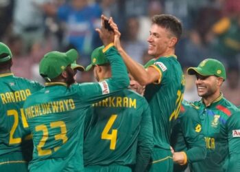 दक्षिण अफ्रिकाको रोमाञ्चक जित, पाकिस्तान संकटमा