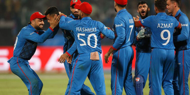 साविक विश्वविजेता इंग्ल्यान्डमाथि अफगानिस्तानको रवाफिलो जित