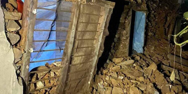 जाजरकोट भूकम्प : चर्किएका घरमा नबस्न सुझाव