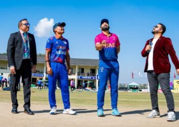 युएईविरुद्ध टस हारेर नेपाल फिल्डिङमा