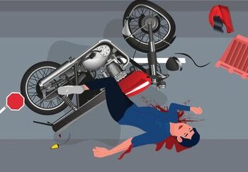 तीनजना सवार मोटरसाइकल दुर्घटना हुँदा दुईको मृत्यु