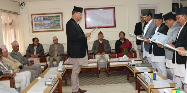 विशेष अदालतका नवनियुक्त न्यायाधीशहरूले लिए शपथ