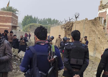 पाकिस्तानी सेनाको शिविरमा आत्मघाती बम आक्रमण, २३ जनाको मृत्यु