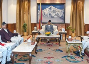 शीतलनिवासमा राष्ट्रपतिसँग प्रधानमन्त्री दाहाल, ओली र देउवाको भेट, के भयो कुराकानी?